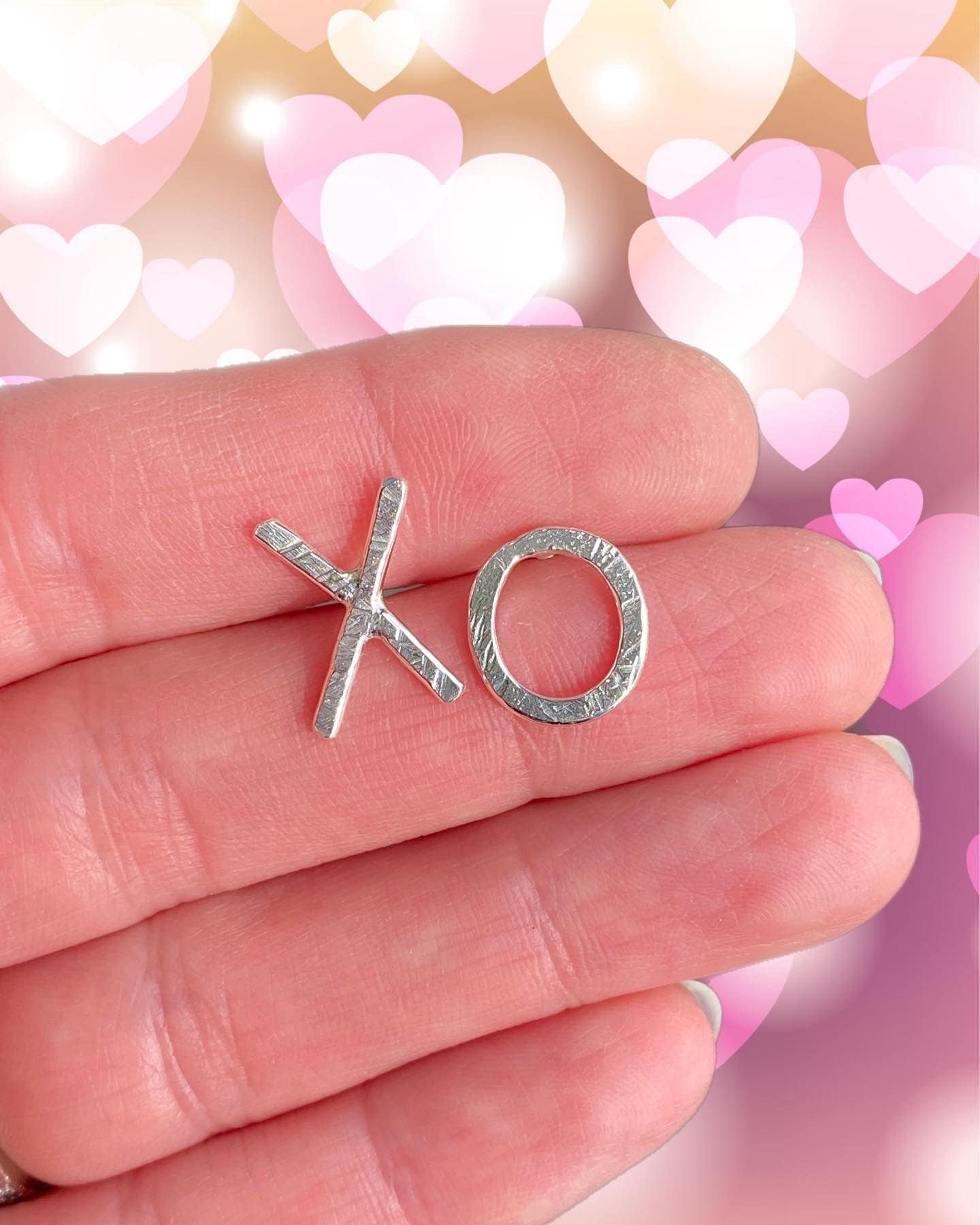 XO Stud Earrings